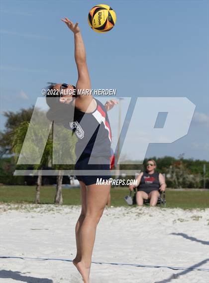 Thumbnail 2 in Springstead vs Nature Coast Tech photogallery.