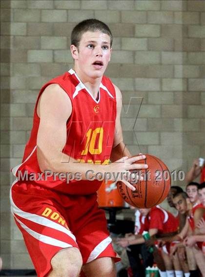 Thumbnail 1 in Parker vs. Cathedral (MaxPreps Holiday Classic) photogallery.