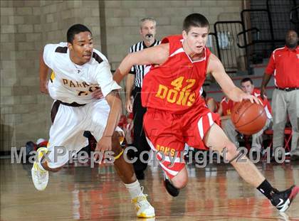 Thumbnail 2 in Parker vs. Cathedral (MaxPreps Holiday Classic) photogallery.