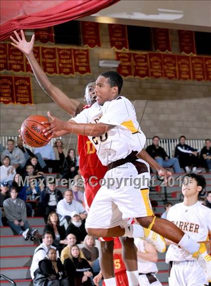 Thumbnail 1 in Parker vs. Cathedral (MaxPreps Holiday Classic) photogallery.