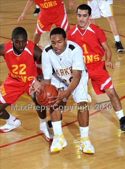 Thumbnail 3 in Parker vs. Cathedral (MaxPreps Holiday Classic) photogallery.