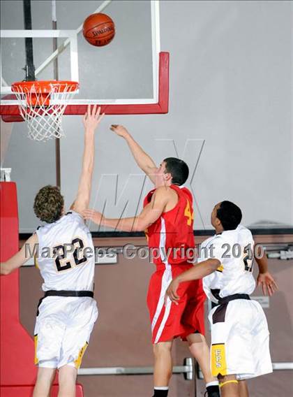 Thumbnail 1 in Parker vs. Cathedral (MaxPreps Holiday Classic) photogallery.