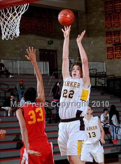 Thumbnail 1 in Parker vs. Cathedral (MaxPreps Holiday Classic) photogallery.