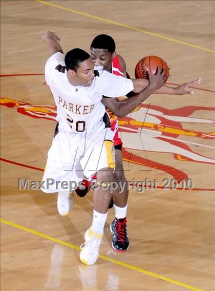 Thumbnail 1 in Parker vs. Cathedral (MaxPreps Holiday Classic) photogallery.