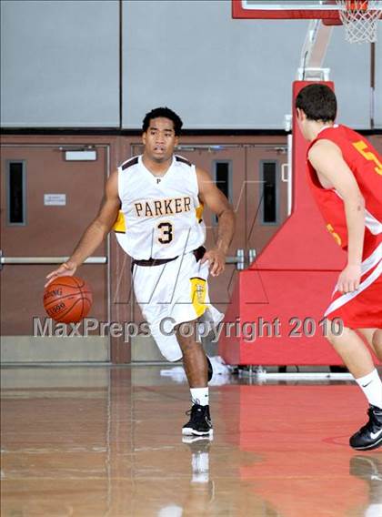 Thumbnail 2 in Parker vs. Cathedral (MaxPreps Holiday Classic) photogallery.