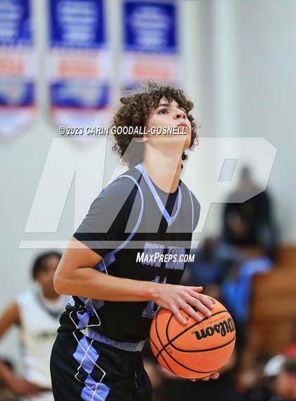 Thumbnail 1 in South Lenoir @ Croatan photogallery.