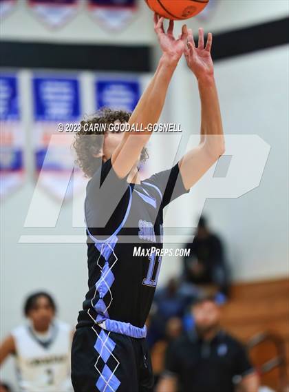 Thumbnail 1 in South Lenoir @ Croatan photogallery.