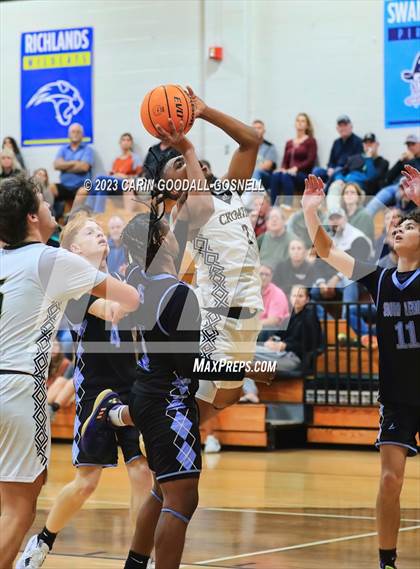 Thumbnail 3 in South Lenoir @ Croatan photogallery.