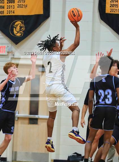 Thumbnail 1 in South Lenoir @ Croatan photogallery.