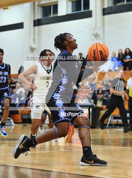 Thumbnail 2 in South Lenoir @ Croatan photogallery.