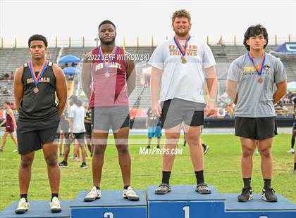 Thumbnail 3 in NCHSAA 1A/4A Track & Field Championship photogallery.