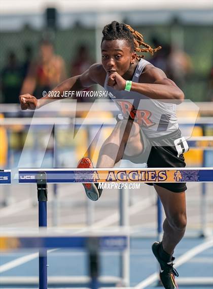 Thumbnail 3 in NCHSAA 1A/4A Track & Field Championship photogallery.