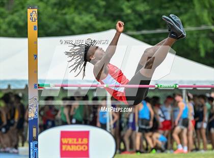 Thumbnail 2 in NCHSAA 1A/4A Track & Field Championship photogallery.