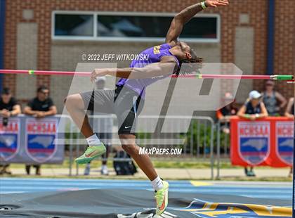Thumbnail 3 in NCHSAA 1A/4A Track & Field Championship photogallery.