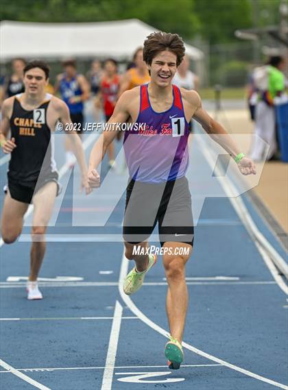 Thumbnail 3 in NCHSAA 1A/4A Track & Field Championship photogallery.