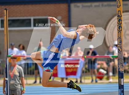Thumbnail 3 in NCHSAA 1A/4A Track & Field Championship photogallery.