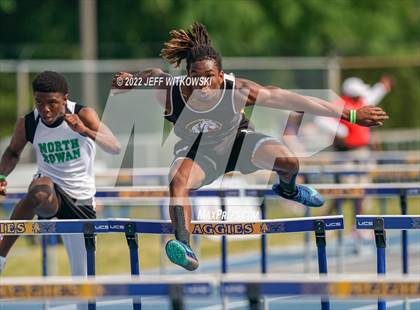 Thumbnail 1 in NCHSAA 1A/4A Track & Field Championship photogallery.