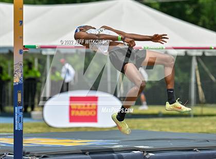 Thumbnail 1 in NCHSAA 1A/4A Track & Field Championship photogallery.