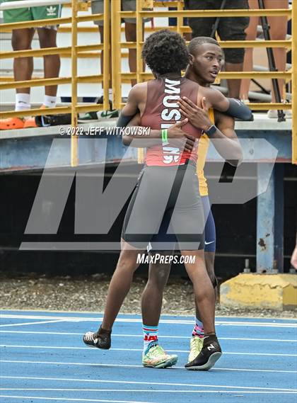 Thumbnail 1 in NCHSAA 1A/4A Track & Field Championship photogallery.
