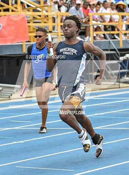 Thumbnail 1 in NCHSAA 1A/4A Track & Field Championship photogallery.