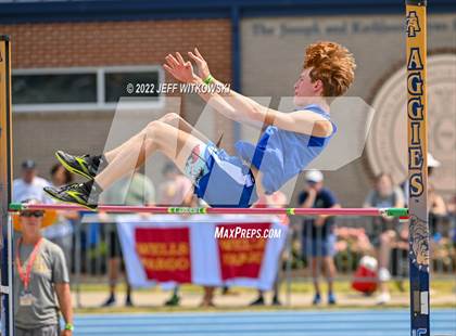 Thumbnail 1 in NCHSAA 1A/4A Track & Field Championship photogallery.