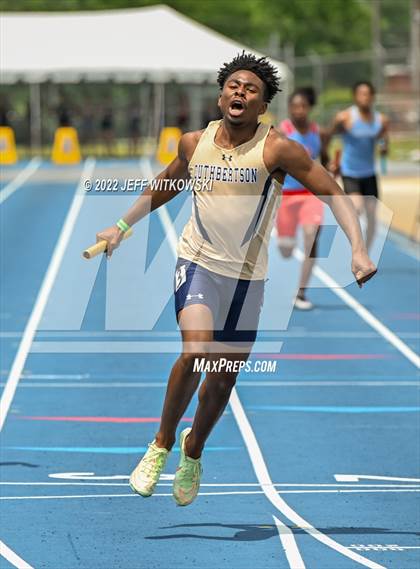 Thumbnail 1 in NCHSAA 1A/4A Track & Field Championship photogallery.