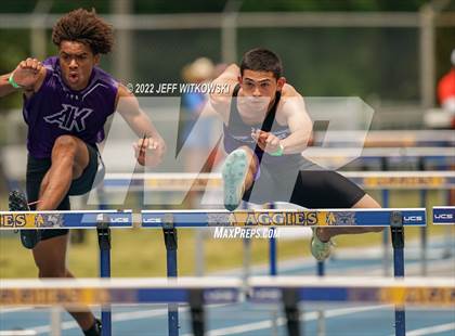 Thumbnail 1 in NCHSAA 1A/4A Track & Field Championship photogallery.