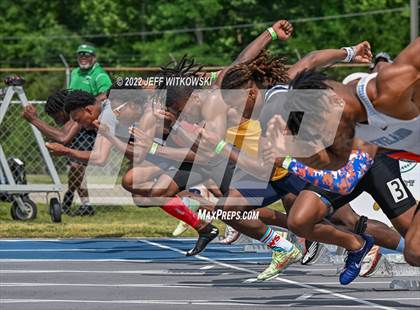 Thumbnail 1 in NCHSAA 1A/4A Track & Field Championship photogallery.