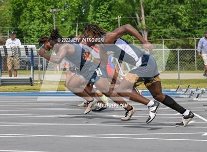 Thumbnail 3 in NCHSAA 1A/4A Track & Field Championship photogallery.