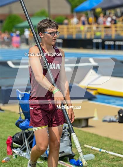 Thumbnail 1 in NCHSAA 1A/4A Track & Field Championship photogallery.
