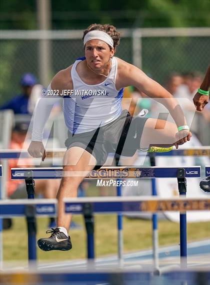 Thumbnail 1 in NCHSAA 1A/4A Track & Field Championship photogallery.