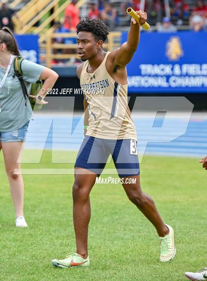 Thumbnail 2 in NCHSAA 1A/4A Track & Field Championship photogallery.