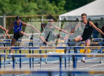 Thumbnail 1 in NCHSAA 1A/4A Track & Field Championship photogallery.