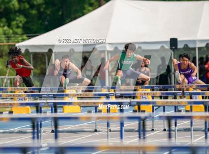 Thumbnail 1 in NCHSAA 1A/4A Track & Field Championship photogallery.