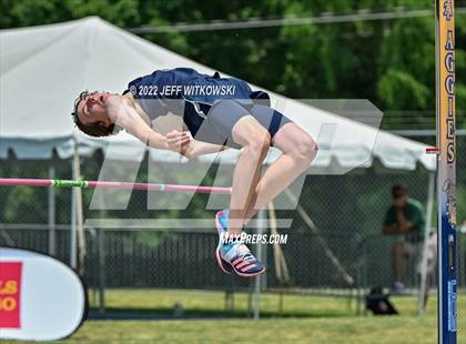 Thumbnail 1 in NCHSAA 1A/4A Track & Field Championship photogallery.