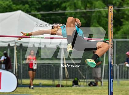 Thumbnail 2 in NCHSAA 1A/4A Track & Field Championship photogallery.