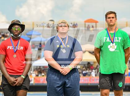 Thumbnail 2 in NCHSAA 1A/4A Track & Field Championship photogallery.