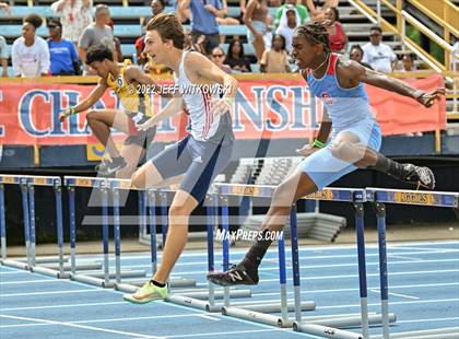 Thumbnail 3 in NCHSAA 1A/4A Track & Field Championship photogallery.