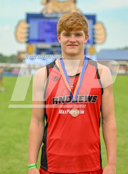 Thumbnail 2 in NCHSAA 1A/4A Track & Field Championship photogallery.