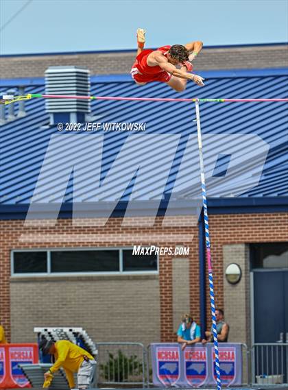 Thumbnail 1 in NCHSAA 1A/4A Track & Field Championship photogallery.