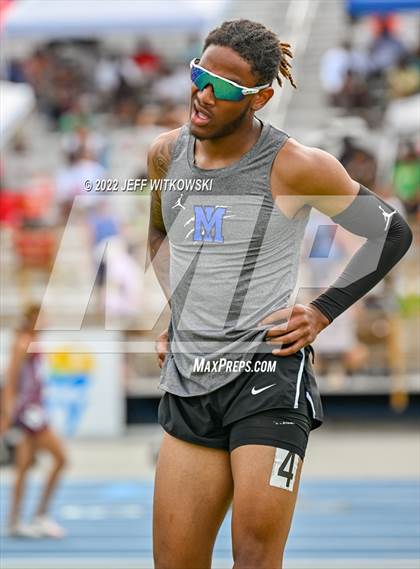 Thumbnail 3 in NCHSAA 1A/4A Track & Field Championship photogallery.