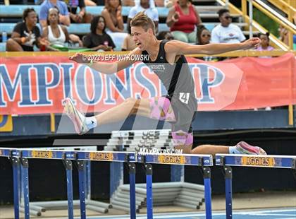 Thumbnail 2 in NCHSAA 1A/4A Track & Field Championship photogallery.
