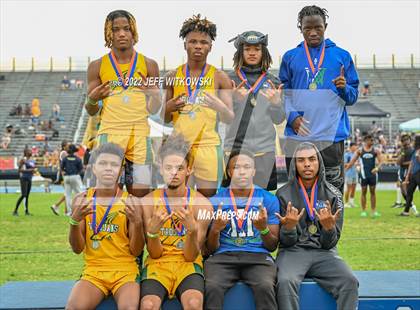 Thumbnail 2 in NCHSAA 1A/4A Track & Field Championship photogallery.
