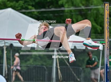 Thumbnail 1 in NCHSAA 1A/4A Track & Field Championship photogallery.