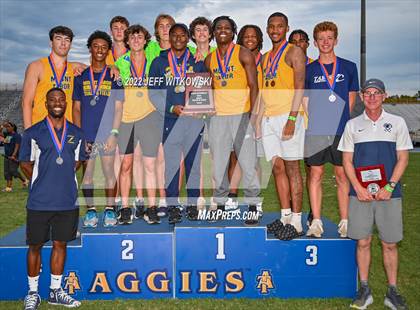 Thumbnail 2 in NCHSAA 1A/4A Track & Field Championship photogallery.