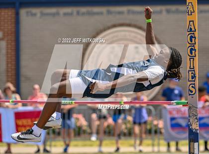 Thumbnail 3 in NCHSAA 1A/4A Track & Field Championship photogallery.