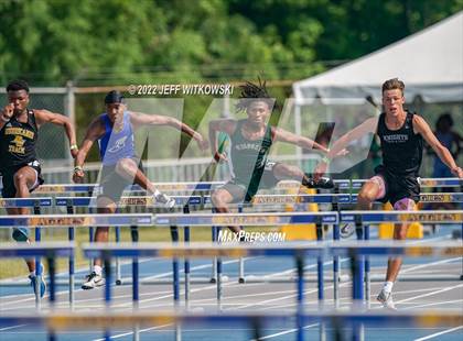 Thumbnail 2 in NCHSAA 1A/4A Track & Field Championship photogallery.