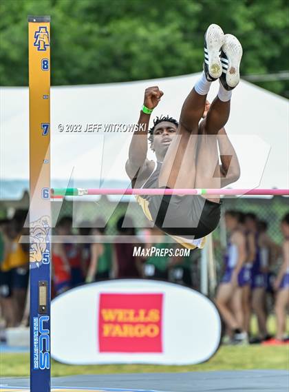 Thumbnail 1 in NCHSAA 1A/4A Track & Field Championship photogallery.