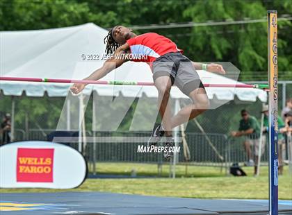 Thumbnail 3 in NCHSAA 1A/4A Track & Field Championship photogallery.