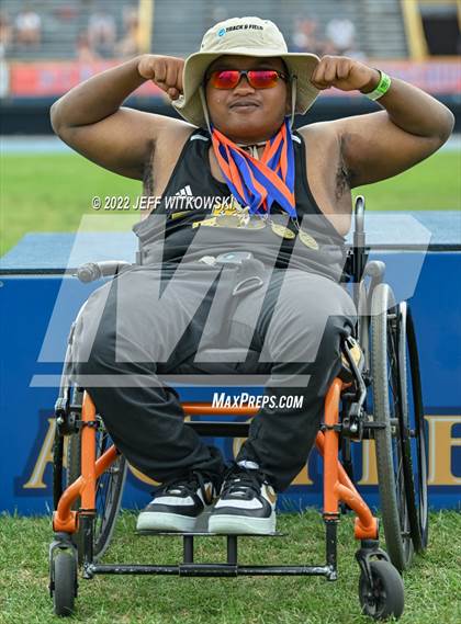 Thumbnail 1 in NCHSAA 1A/4A Track & Field Championship photogallery.
